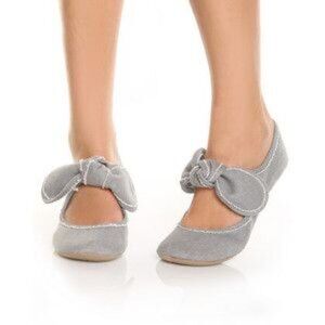 Women's size 8 Blowfish Big Buddha grey flats with bow